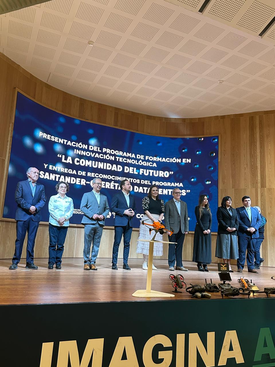 Imagen de Presenta el Programa de Formación en Innovación Tecnológica “La Comunidad del Futuro” 9