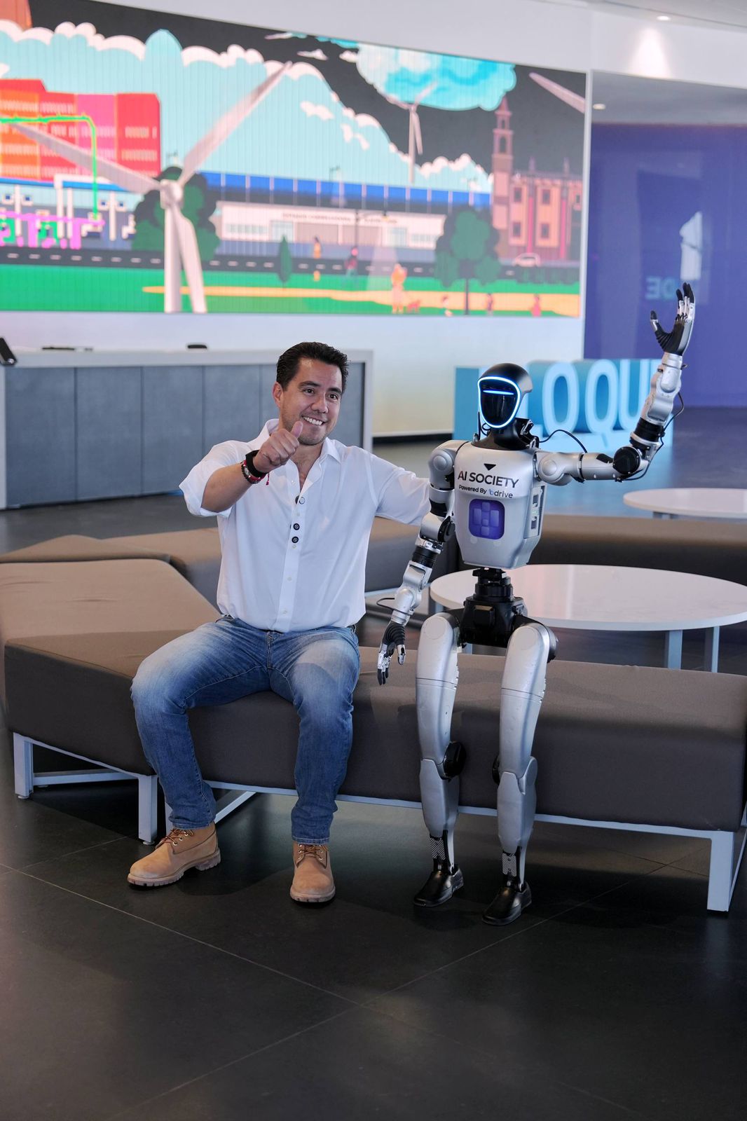 Imagen de Destaca Felifer Macías innovación tecnológica que se desarrolla en Querétaro 2