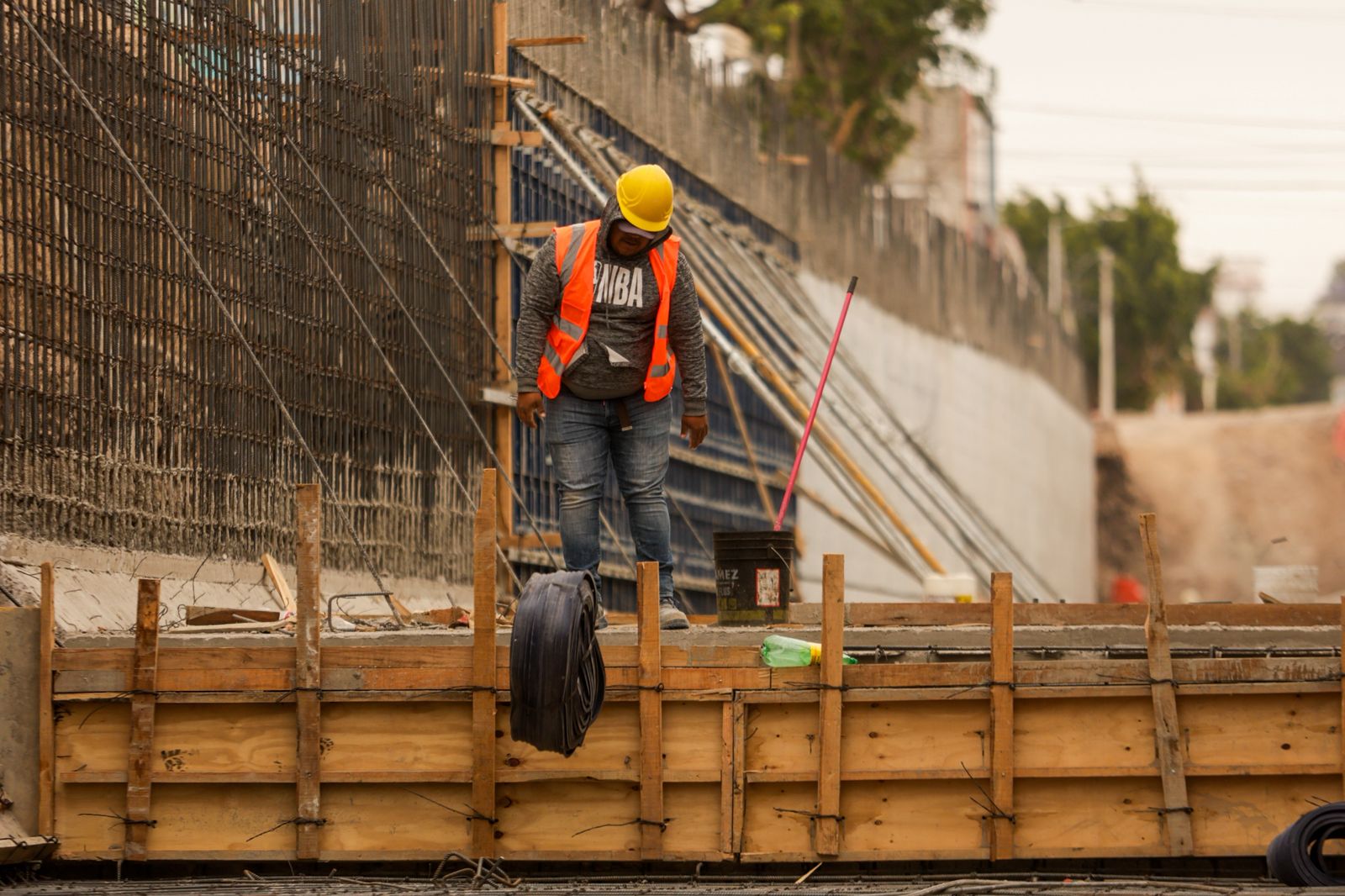 Imagen de Presenta Felifer Macías avances en las obras del dren Peñuelas y obras pluviales 14