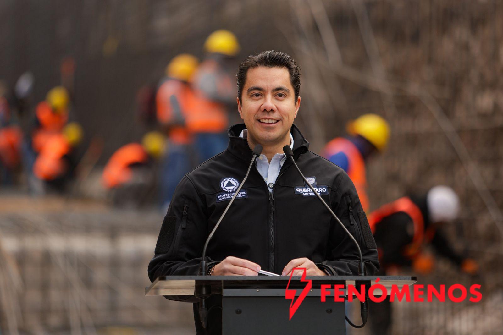 Presenta Felifer Macías avances en las obras del dren Peñuelas y obras pluviales