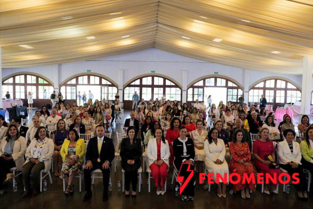 Conmemora AMEXME León 30 años de impulso al desarrollo económico del estado.