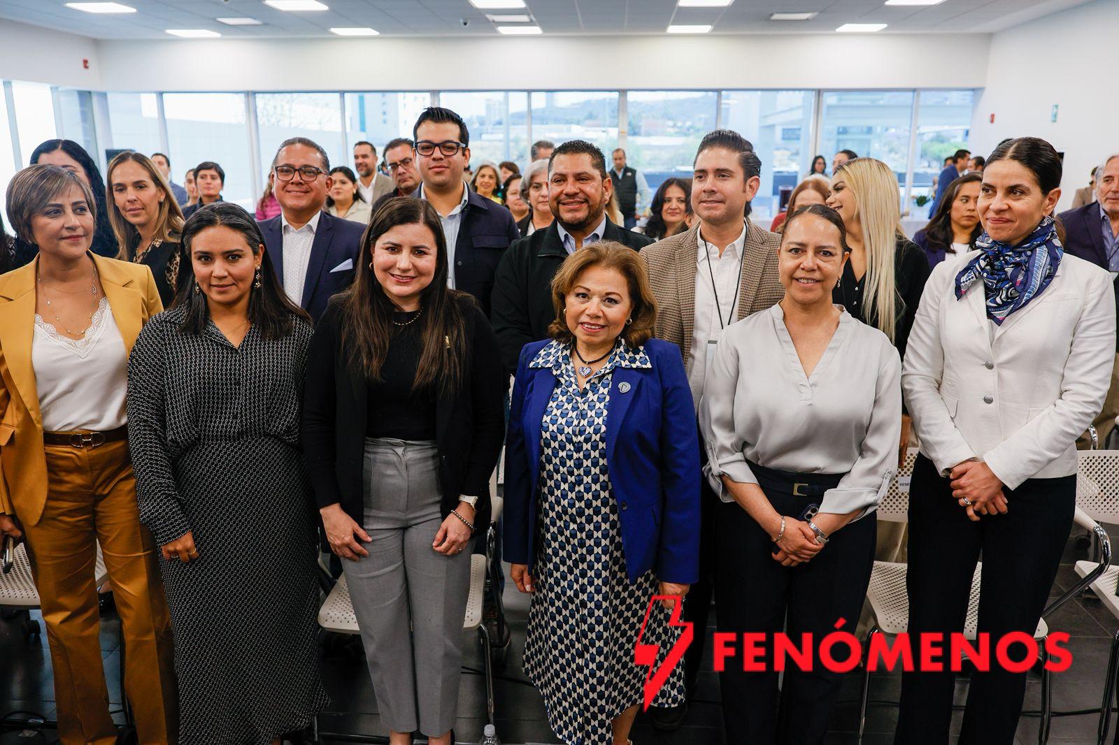 Destaca Felifer Macías resultados y fortalece políticas públicas para el desarrollo de familias en Querétaro