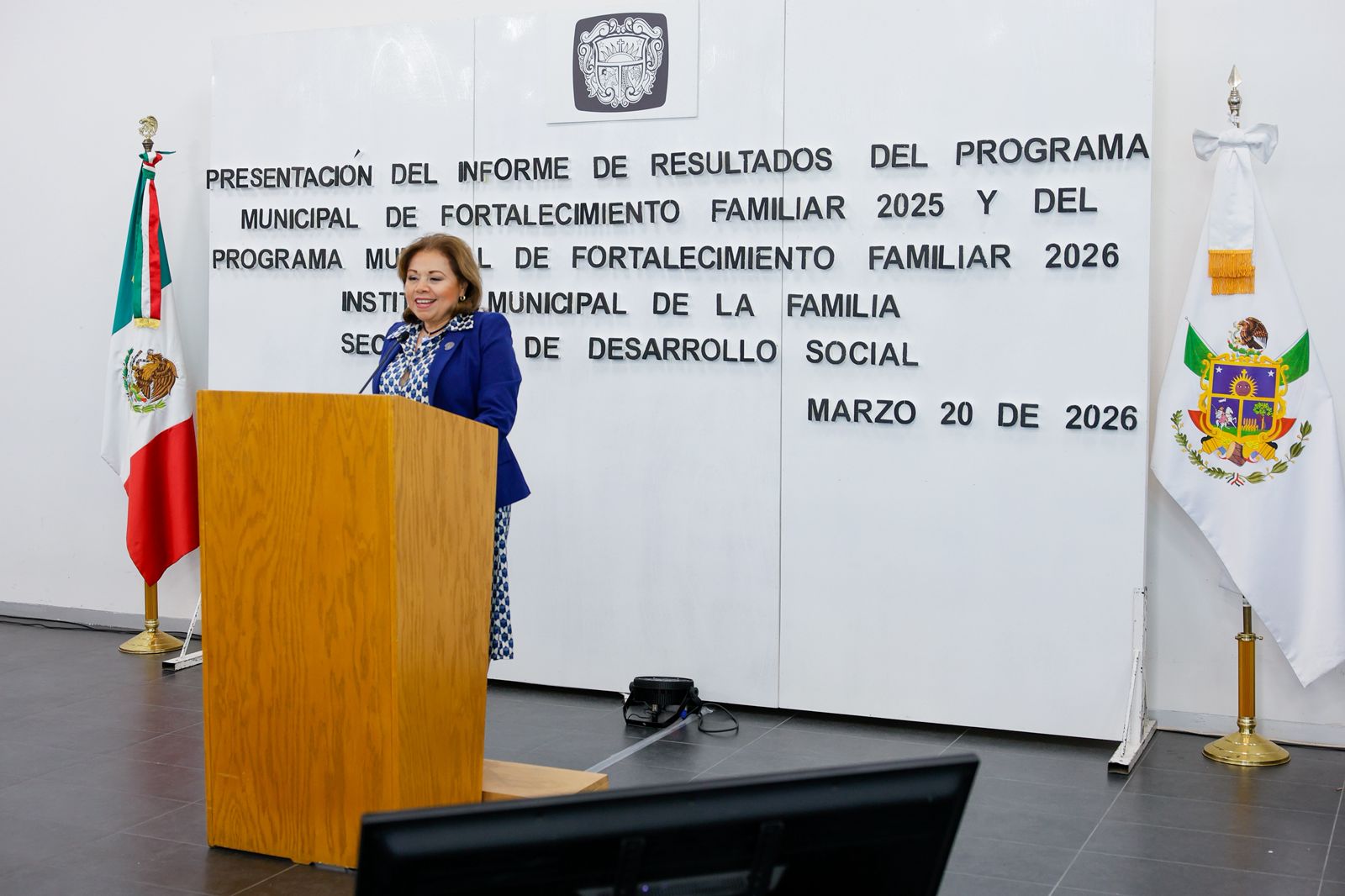 Imagen de Destaca Felifer Macías resultados y fortalece políticas públicas para el desarrollo de familias en Querétaro 2