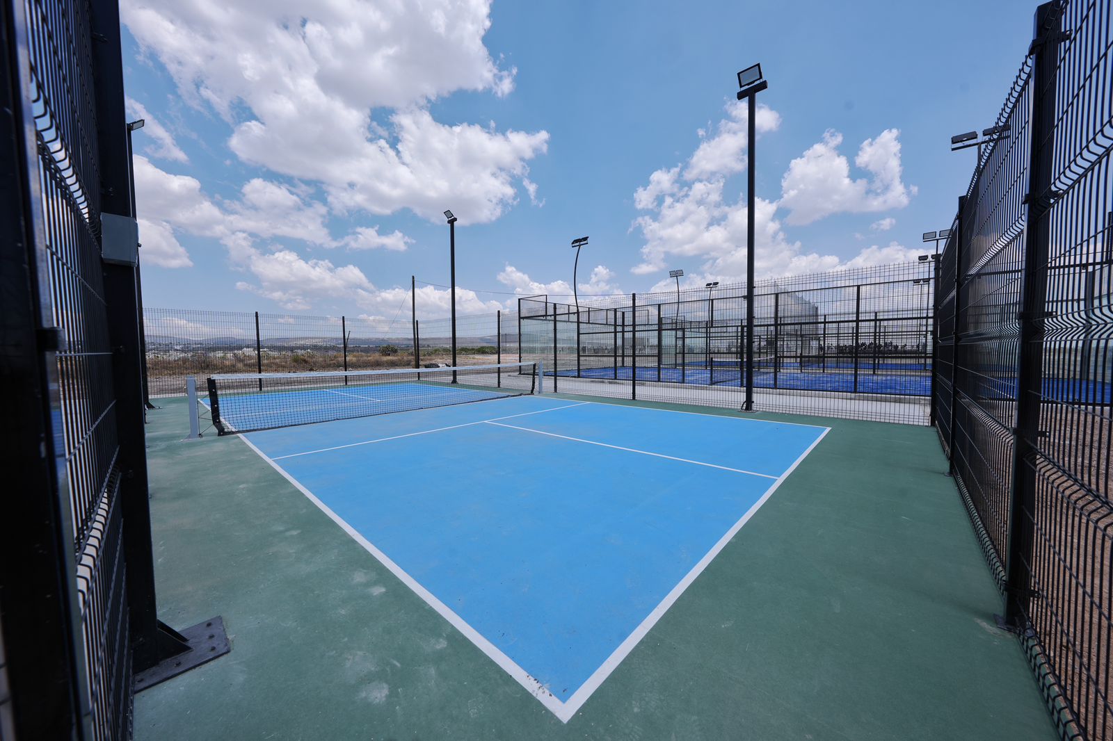 Imagen de Fomenta Felifer Macías el deporte con la primera etapa de la Unidad Deportiva UAQ Campus Aeropuerto 18