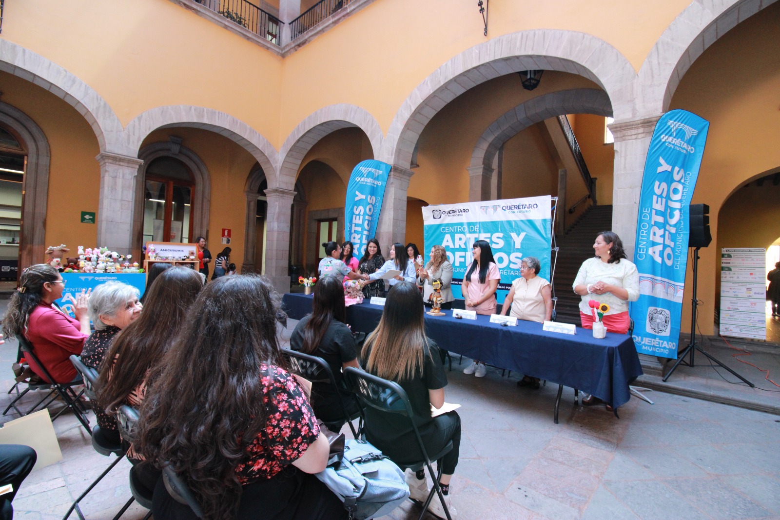 Imagen de Impulsa Felifer Macías el autoempleo con el Centro de Artes y Oficios en el Municipio de Querétaro 10