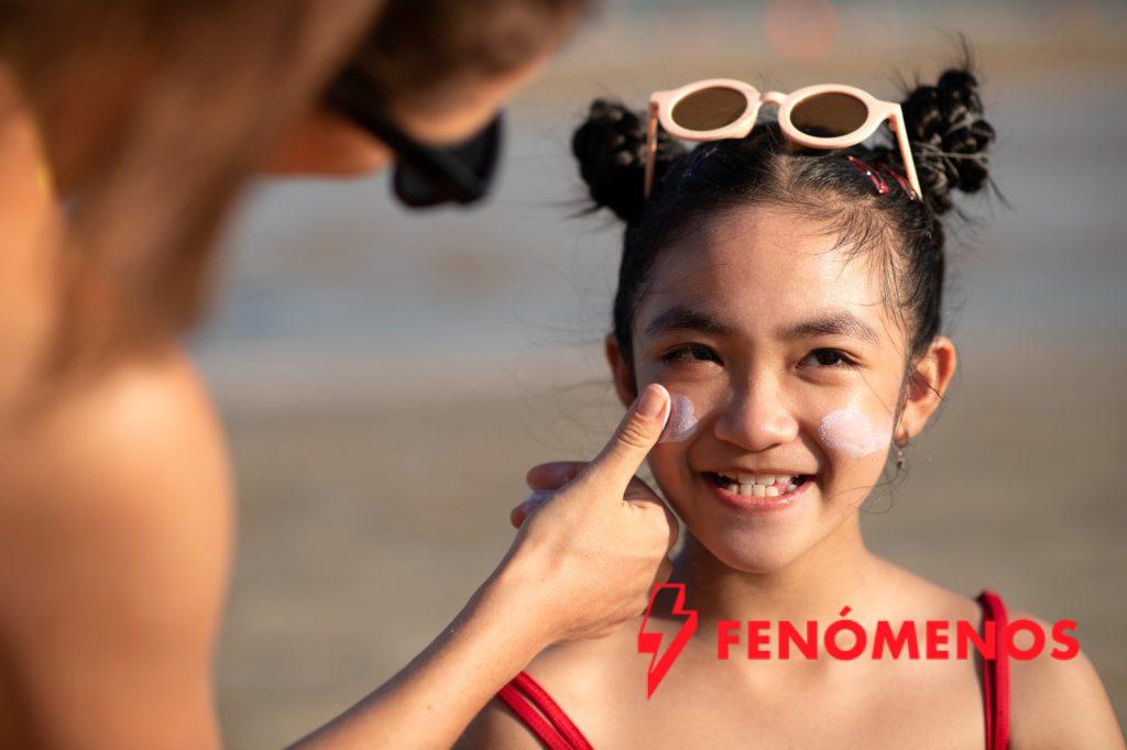 SSG exhorta a proteger de quemaduras en la piel a niños y niñas en temporada de calor.