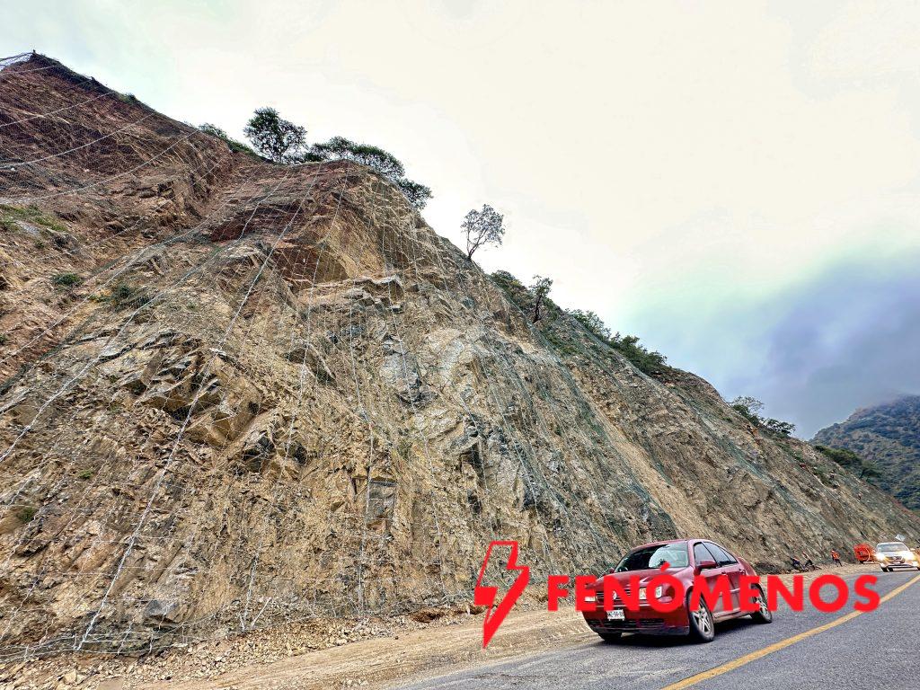 SOP fortalece seguridad vial en Xichú con estabilización de taludes