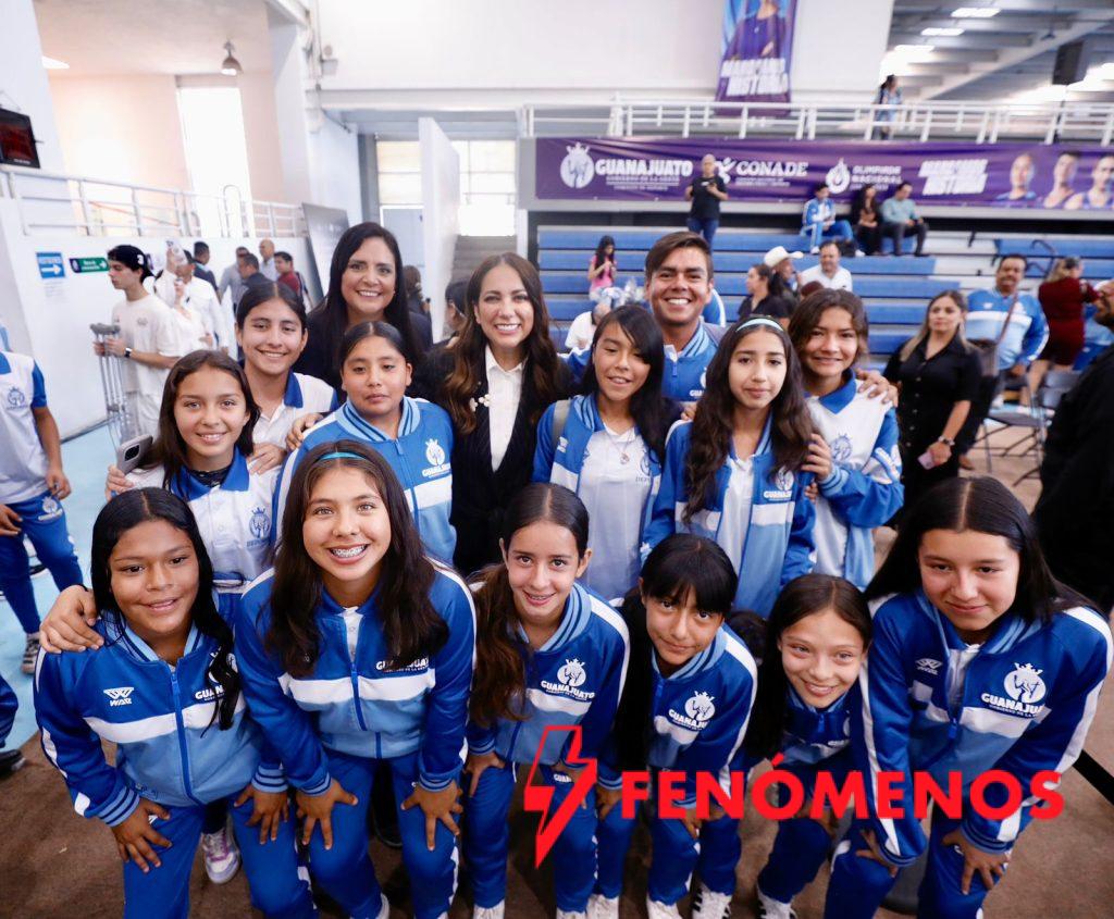 Guanajuato abandera a su delegación rumbo a la Olimpiada Nacional 2026