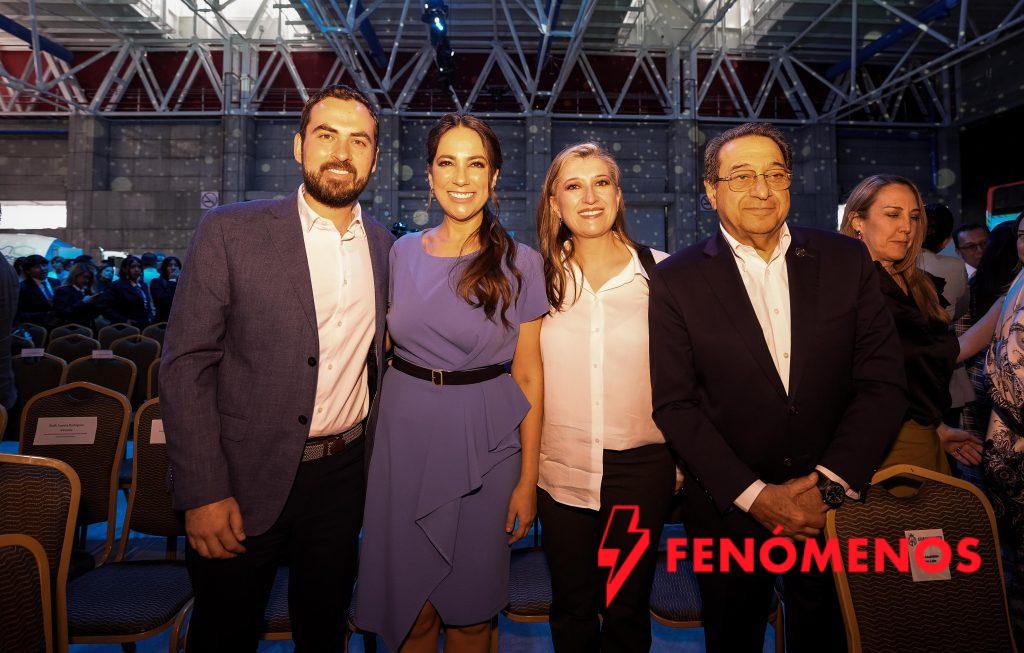 Inaugura Gobernadora Libia Dennise Sala C5 del Poliforum de León