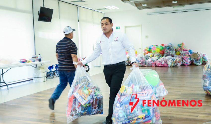 Entrega secretario general de Gobierno donativos de la colecta DIFTON 2026 en vísperas del Día de la Niña y el Niño