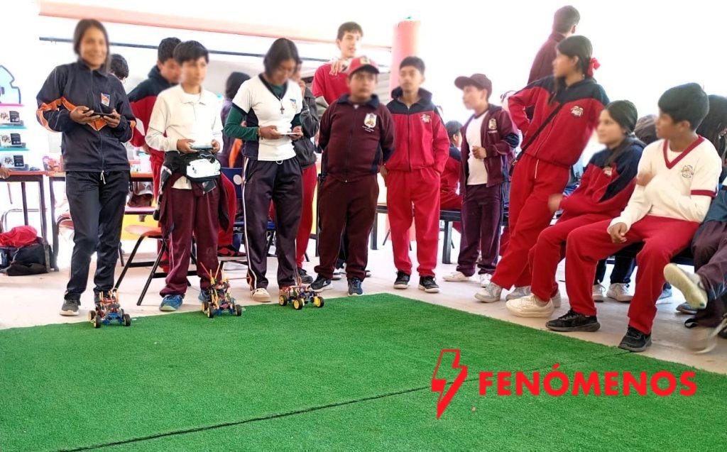 Estudiantes de Atarjea viven experiencia STEM con taller de robótica