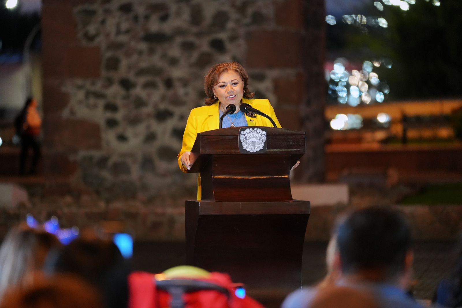 WhatsApp Image 2026-04-07 at 11.14.15 AM (3) Imagen de Encabeza Felifer Macías encendido de los Arcos por la concientización del autismo 7