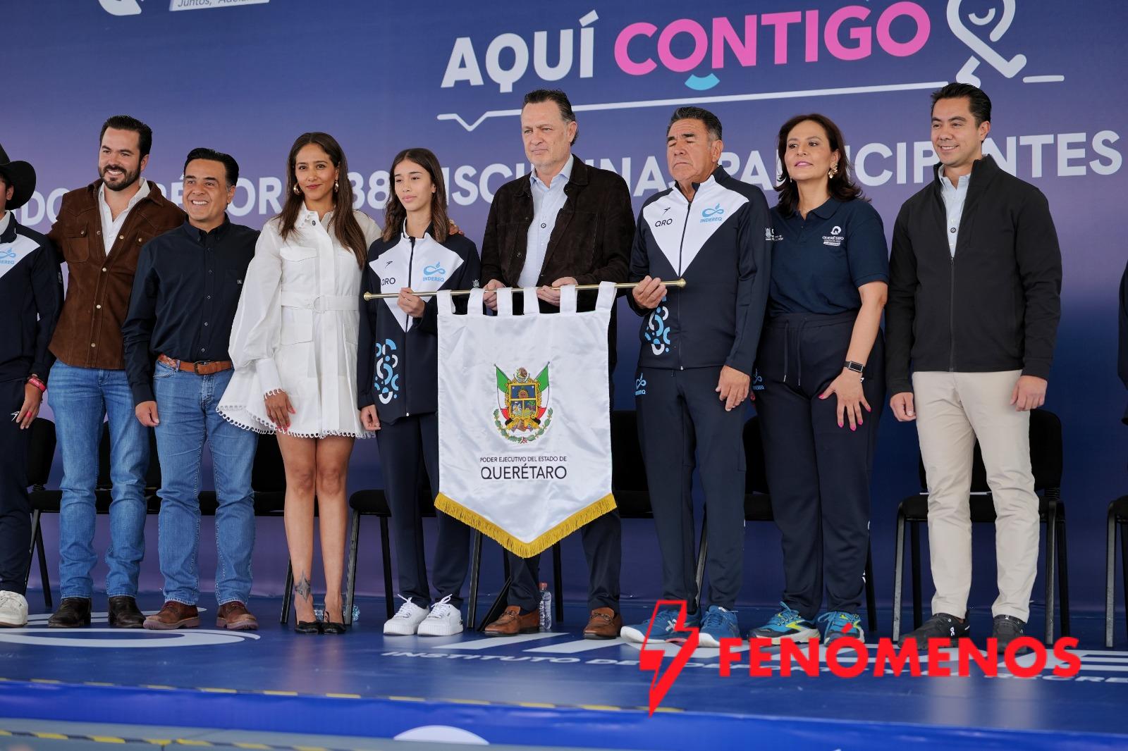 Participa Felifer Macías en el abanderamiento de la selección estatal de Querétaro que participará en la Olimpiada Nacional CONADE 2026
