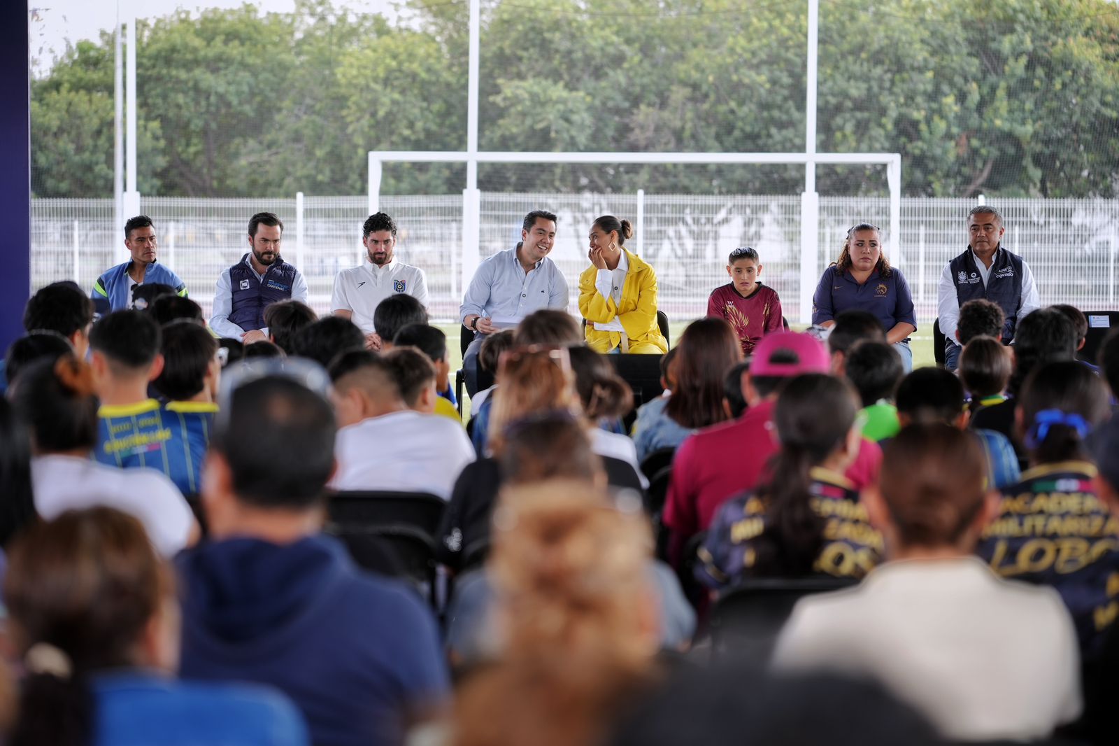 Imagen de Asiste Felifer Macías a la entrega de la rehabilitación del Campo de Fútbol de la Unidad Deportiva “Plutarco Elías Calles” 7