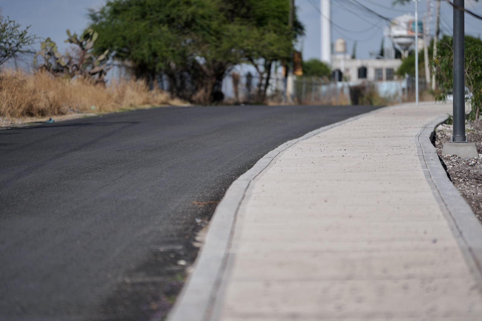 WhatsApp Image 2026-04-14 at 2.11.57 PM Imagen de Entrega Felifer Macías rehabilitación integral de calle Concord en La Purísima 3