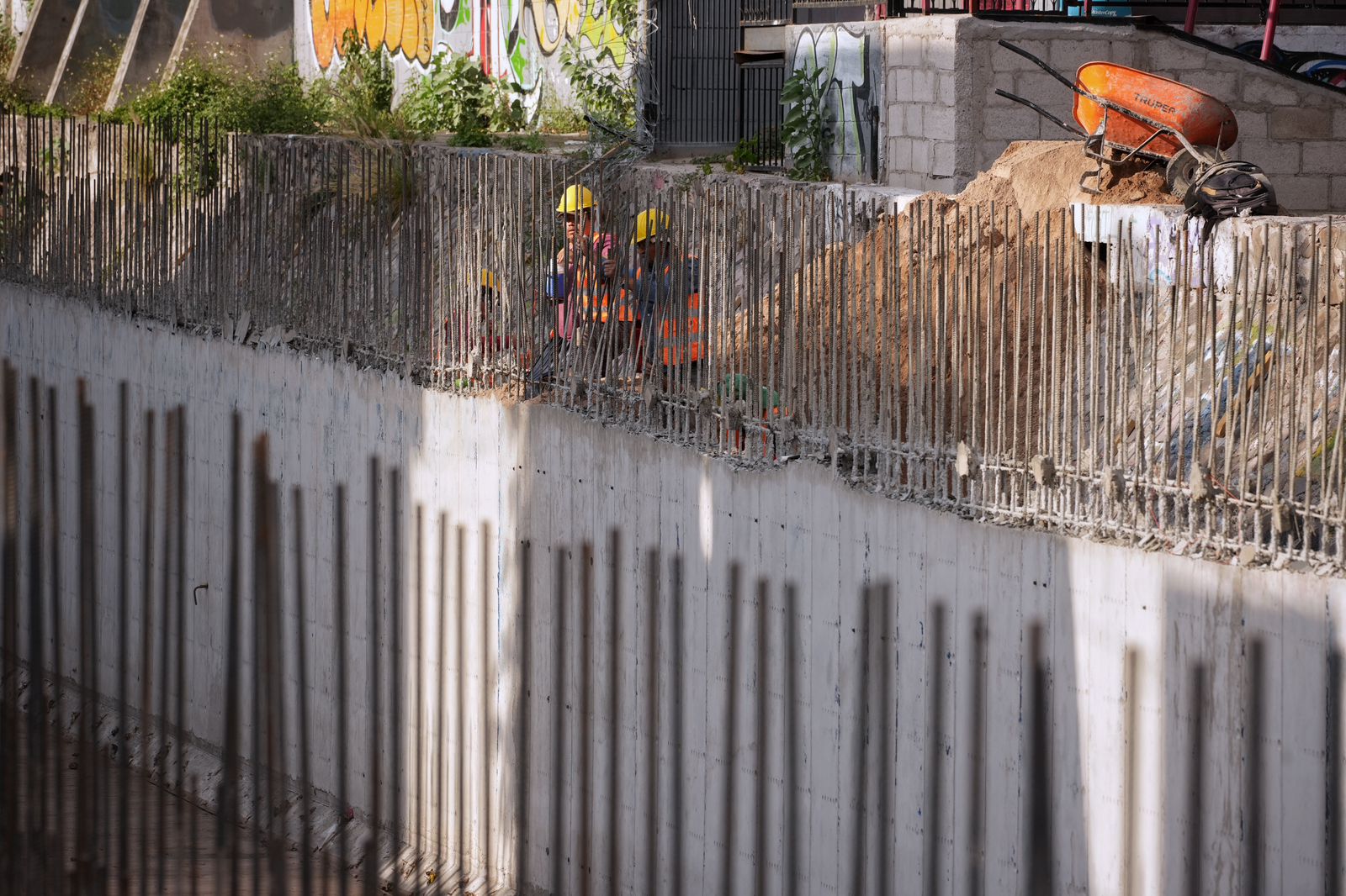 Imagen de “Vamos avanzando en tiempo y en forma”: Felifer Macías destaca que obra en Peñuelas ya muestra resultados en temporada de lluvias 15