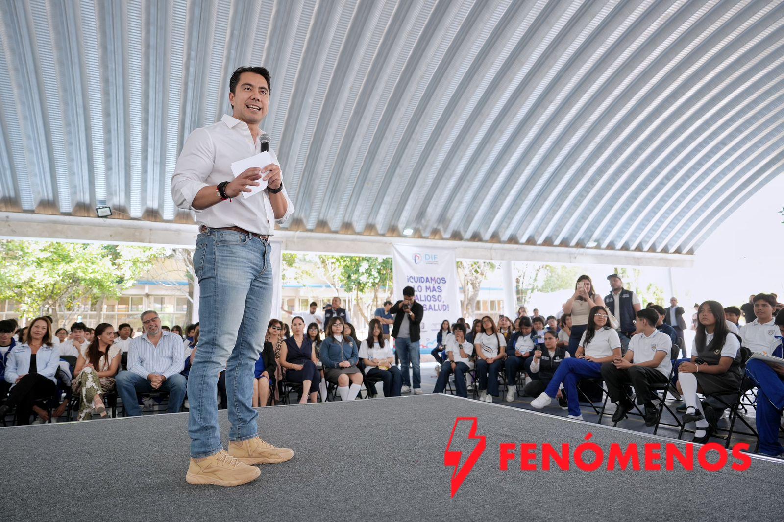 Felifer Macías impulsa la entrega de lentes “Visión con Futuro” y supera más de 21 mil apoyos en Querétaro