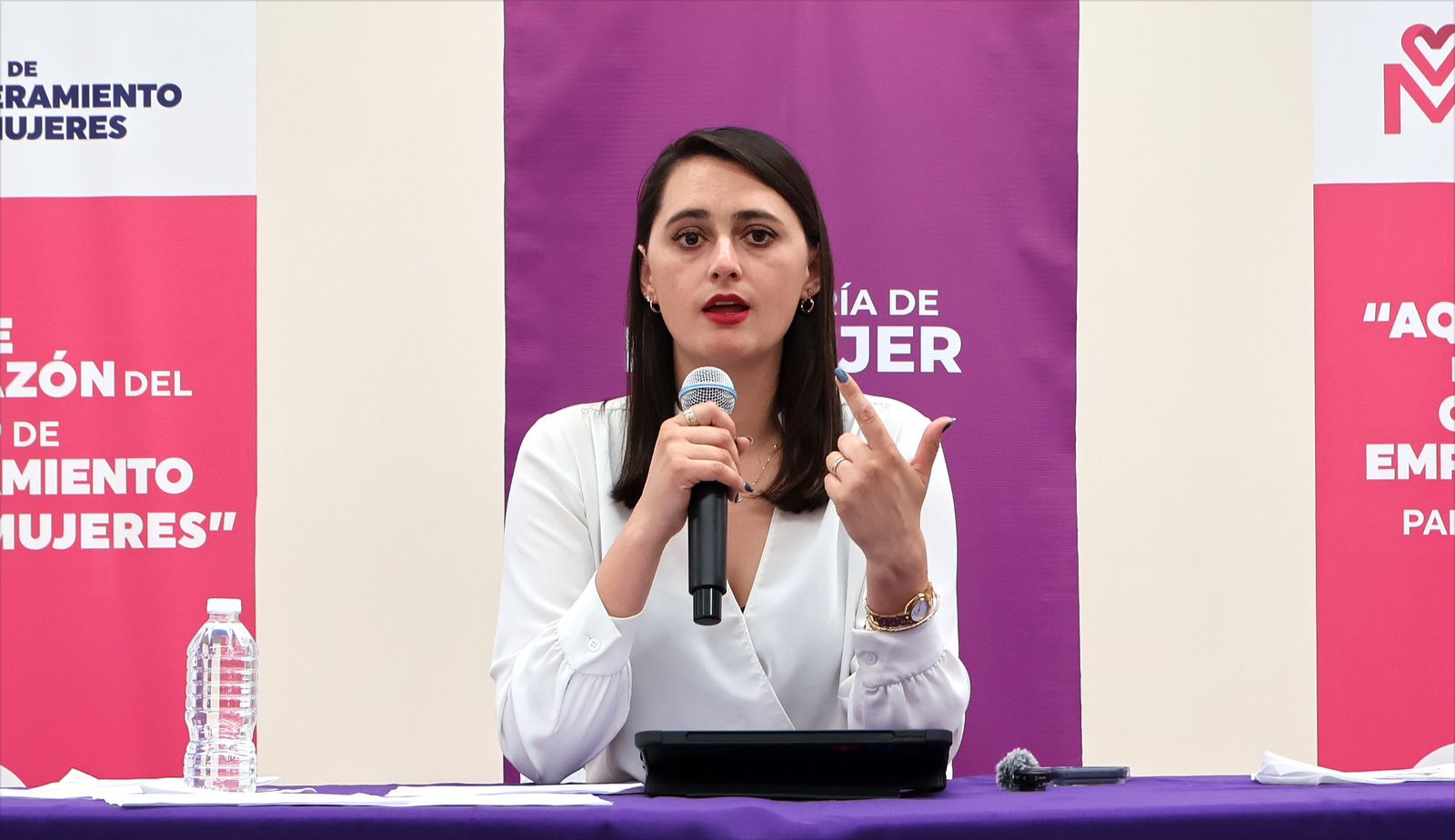 Imagen de Fortalece Felifer Macías acciones para que las mujeres vivan libres de violencia y mejoren su economía 22