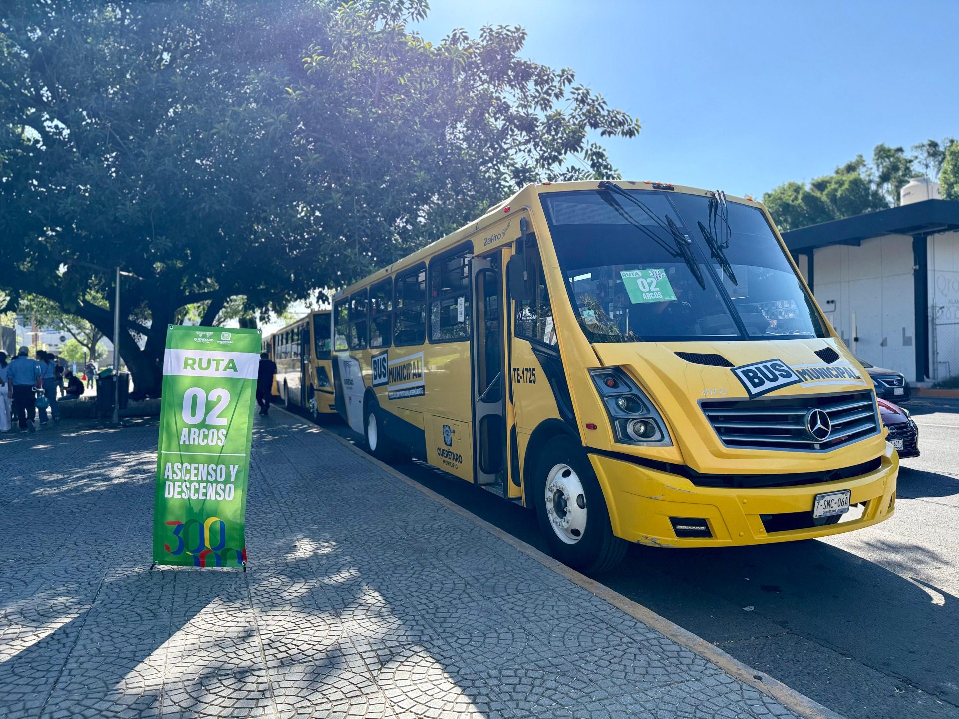 Imagen de Transporte gratuito trasladó a más de 3 mil personas a celebración por los 300 años del Acueducto 15