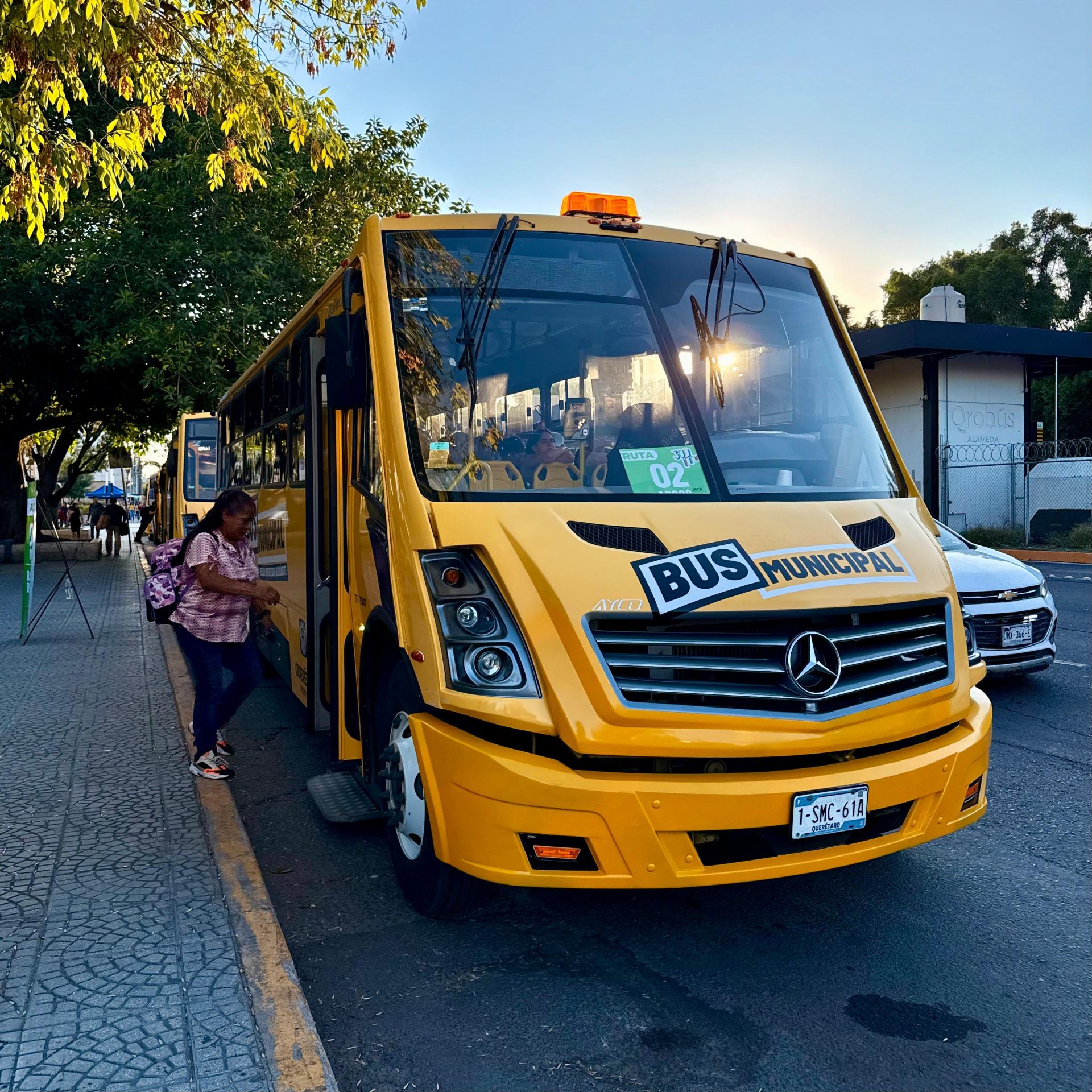 Imagen de Transporte gratuito trasladó a más de 3 mil personas a celebración por los 300 años del Acueducto 19