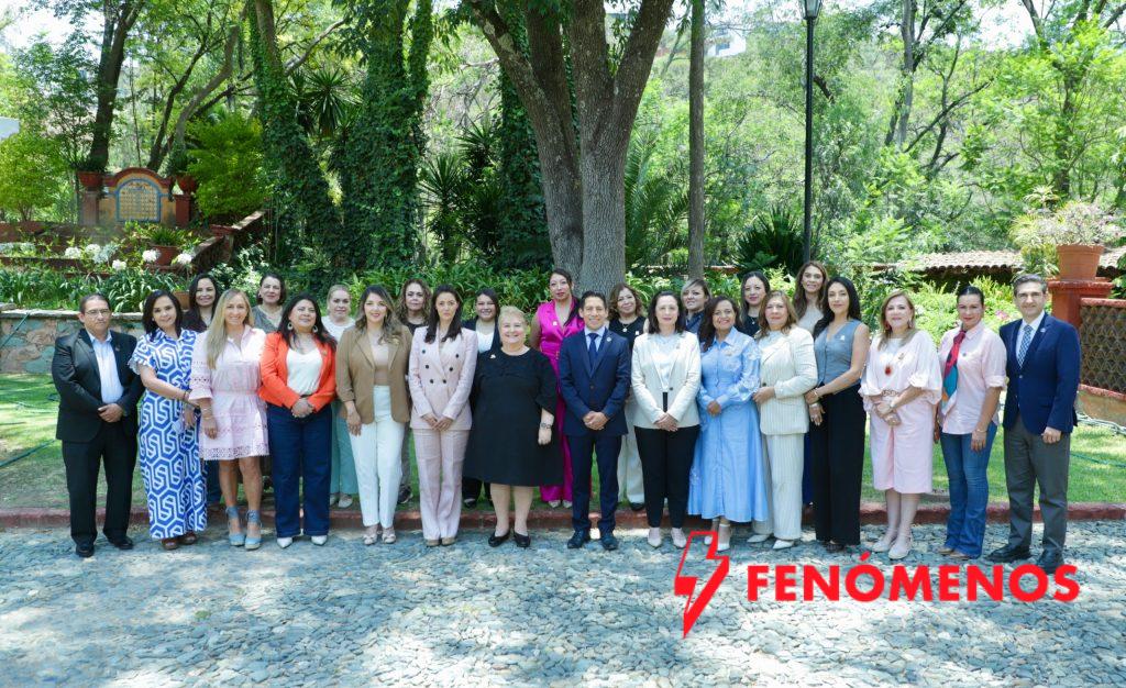 Voluntariado de la Gente y la AMEXME unen esfuerzos en beneficio de las familias.