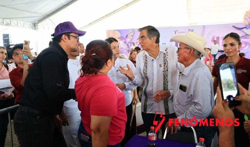 SEDENER entrega dos estufas eficientes de leña en la brigada del DIF Tamaulipas