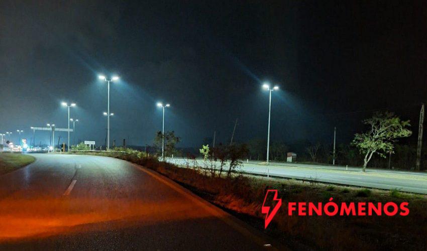 Construye Gobierno del Estado alumbrado público solar en carretera Tampico-Mante