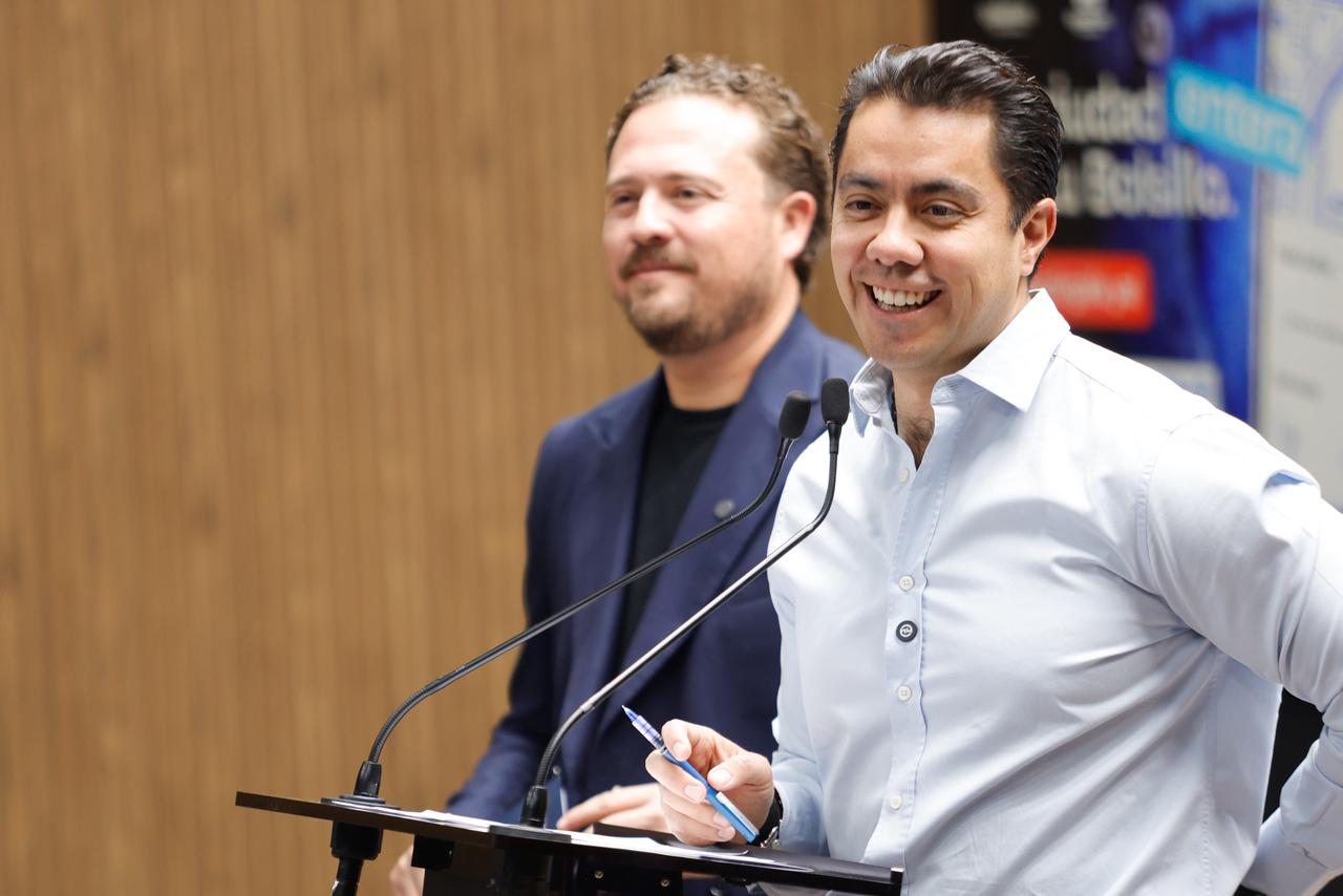 Imagen de Presenta Felifer Macías la app Ciudad Qro para simplificar trámites y servicios municipales 4