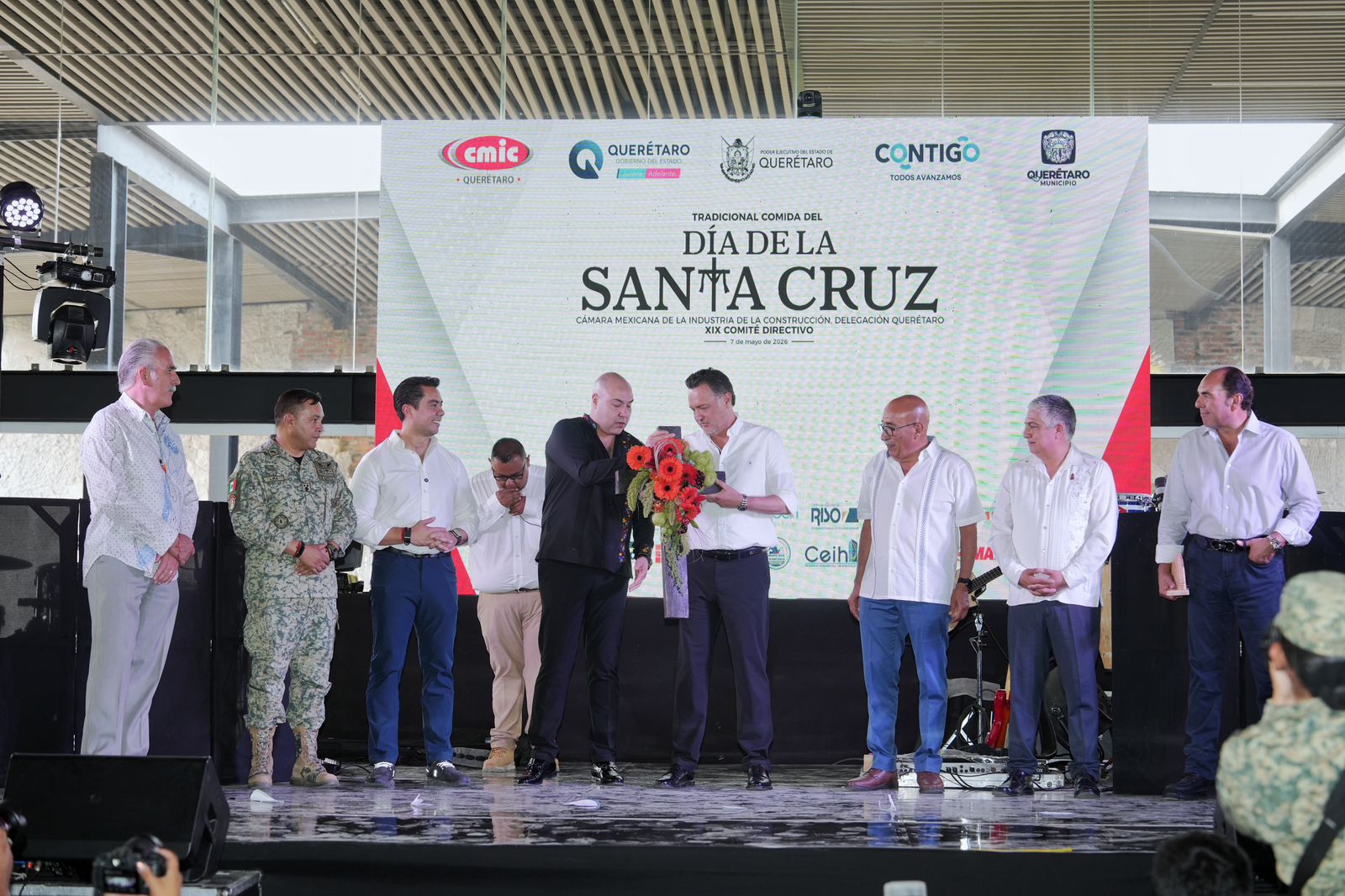 Imagen de Reconoce Felifer Macías aportación de la industria de la construcción al desarrollo de Querétaro 4