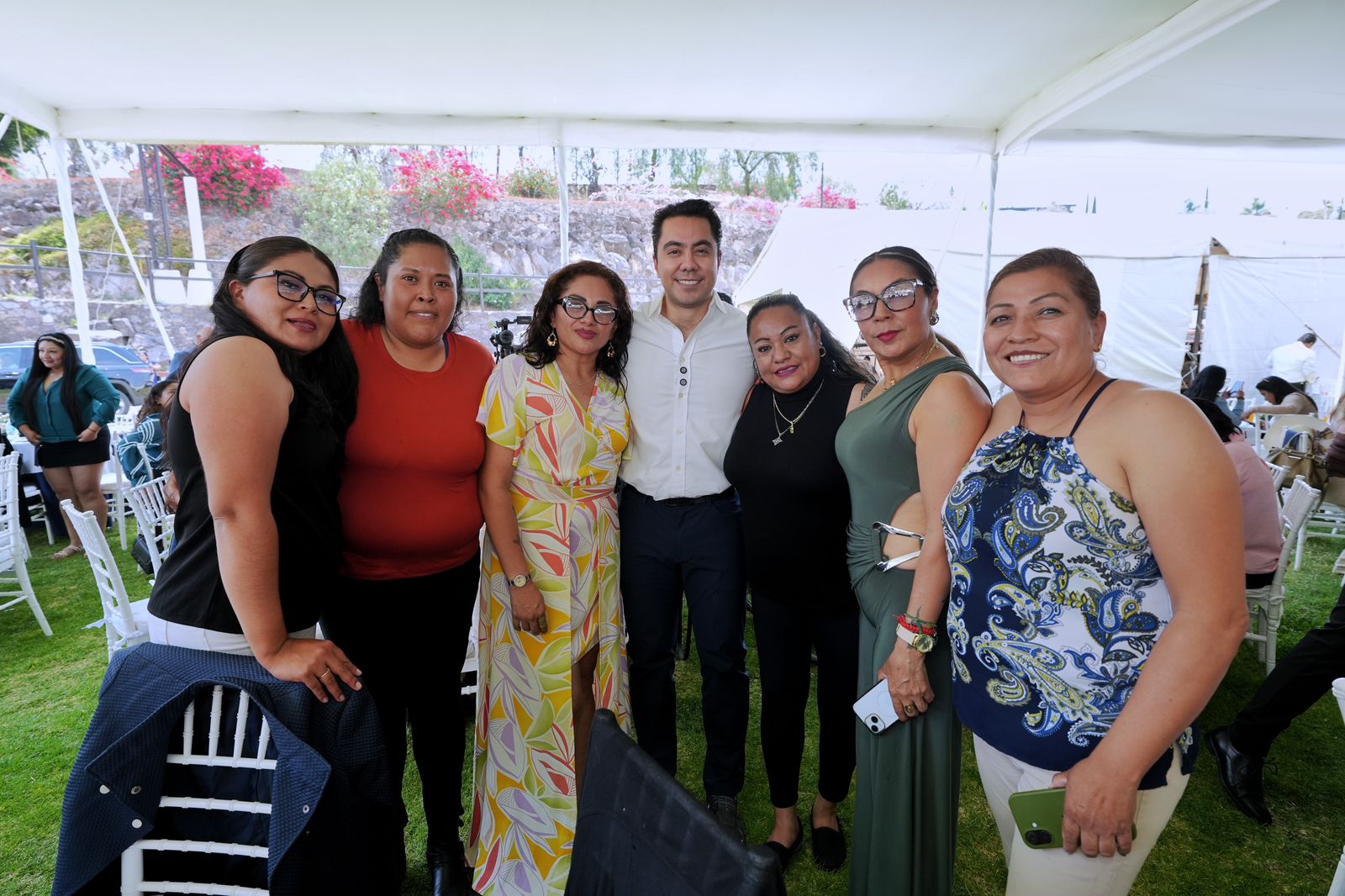 Imagen de “Construimos el gobierno más cercano y sensible gracias a ustedes, mamás”: Felifer Macías 4