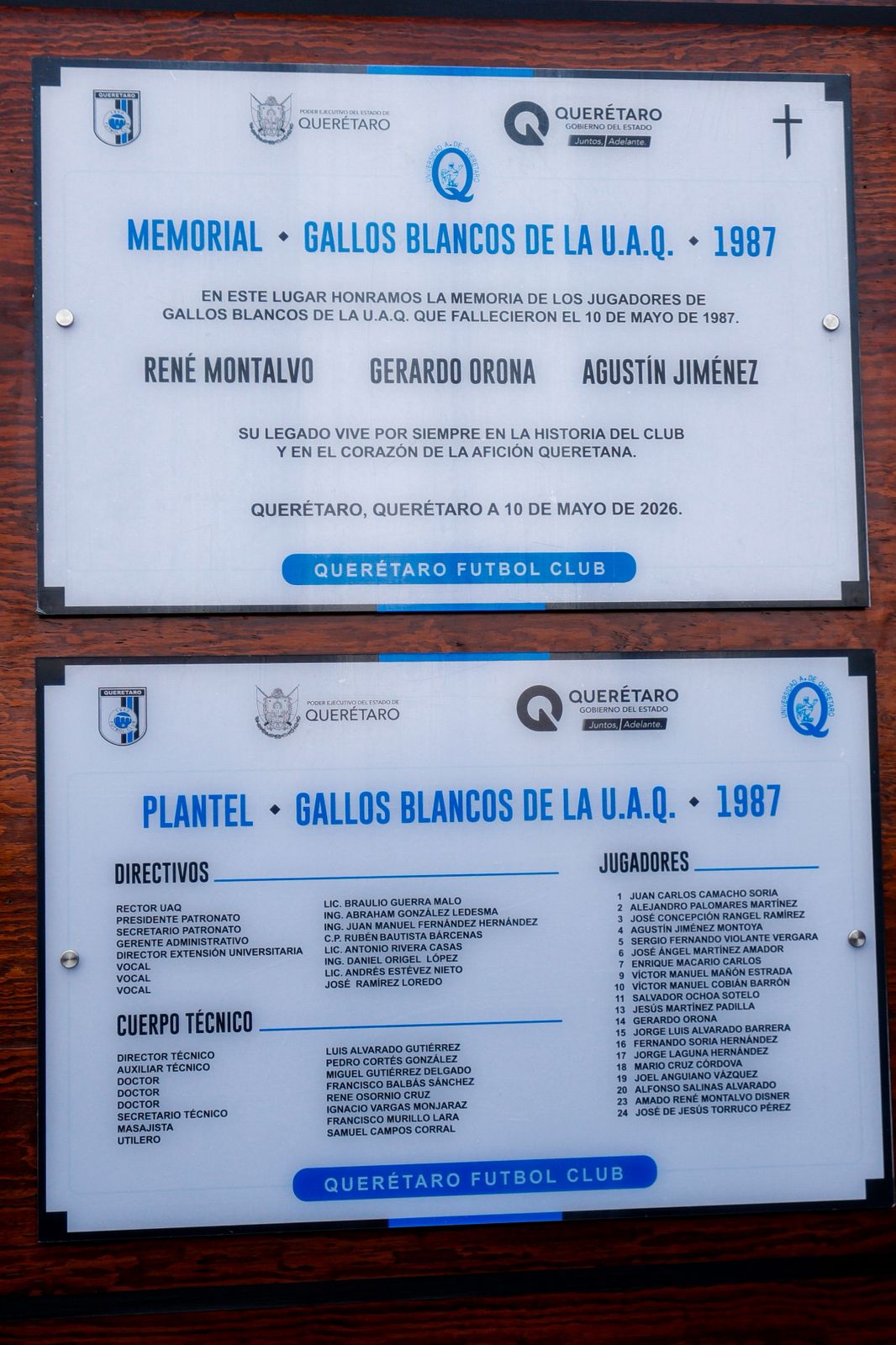 Imagen de Encabeza Felifer Macías develación del Memorial Gallos Blancos de 1987 15