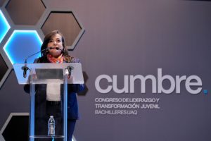 Imagen de Reconoce Felifer Macías el talento y liderazgo de jóvenes de la UAQ 5