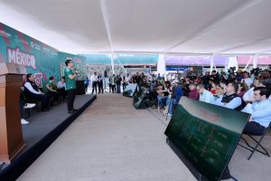 Imagen de Anuncia Felifer Macías el Zona Fest en el estadio Corregidora 2