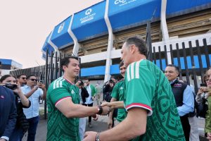 Imagen de Anuncia Felifer Macías el Zona Fest en el estadio Corregidora 6