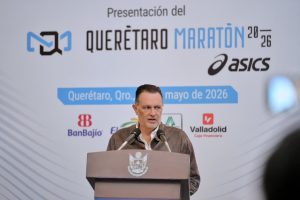 Imagen de Asiste Felifer Macías a la presentación del Querétaro Maratón 2026 5