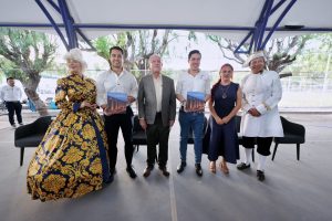 Imagen de Hoy el máximo símbolo de nuestra ciudad: nuestro Acueducto, cumple 300 años del inicio de su construcción: Felifer Macías 8
