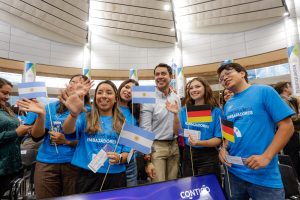 Imagen de Asiste Felifer Macías al abanderamiento de estudiantes del programa Contigo Beca Embajadores 2026 10
