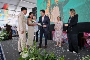 Imagen de Vivimos en la mejor ciudad de este país y así con familias fuertes, con matrimonios fuertes seguiremos construyéndola: Felifer Macías 14