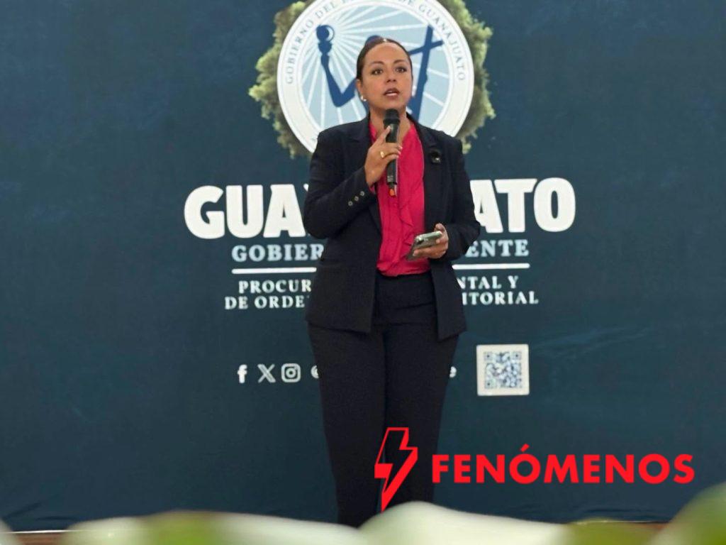 Procuradora Ambiental entrega Distintivos Buenas Prácticas Ambientales en Irapuato y León