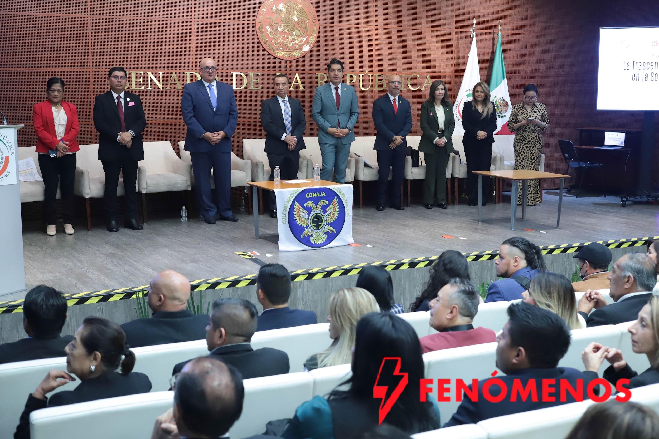 Reconocen en el Senado de la República trascendencia del abogado en la sociedad mexicana