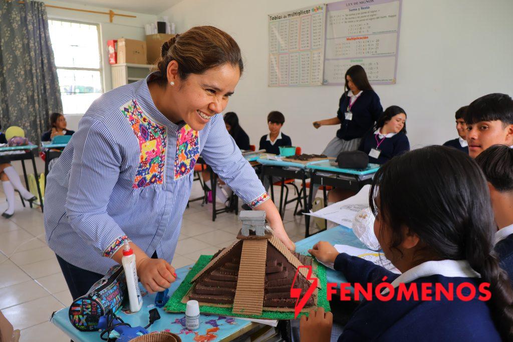 Magnelli Moctezuma, la maestra que inspira, crea y transforma vidas desde el aula