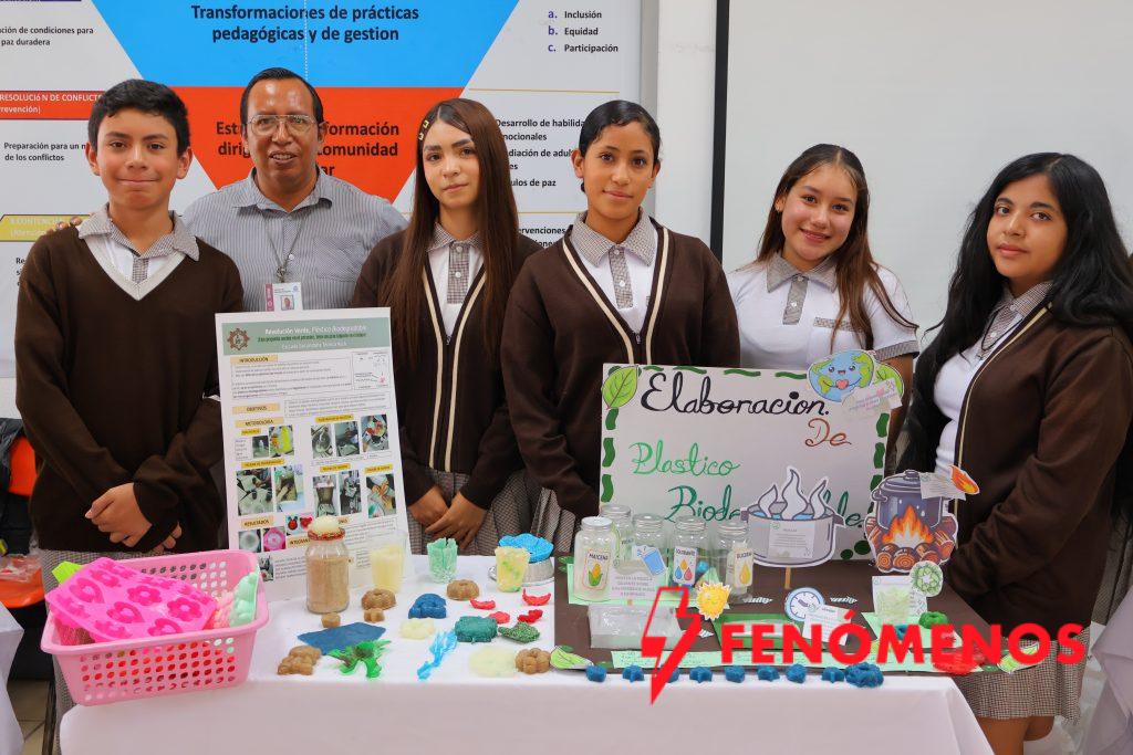 Equipo Tecnofísicos de la Secundaria Técnica No. 6 de Acámbaro conquista el primer lugar estatal con innovador proyecto de plástico biodegradable