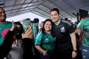 Imagen de Más de 16 mil personas disfrutan del MéxicQ Zona Fest, junto a Felifer Macías 9