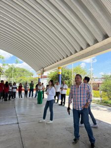 Imagen de Secretaría de Turismo Municipal promueve el turismo local entre estudiantes del COBAQ 5