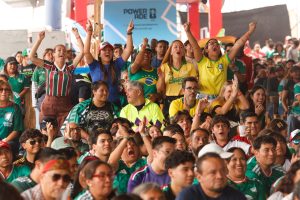 Imagen de El MéxicQ Zona Fest mantiene el ambiente mundialista y supera los 100 mil asistentes 16