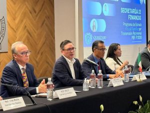 Imagen de Explica Municipio de Querétaro a notarios beneficios del Programa de Estímulo Fiscal Familiar por Transmisión Patrimonial 2
