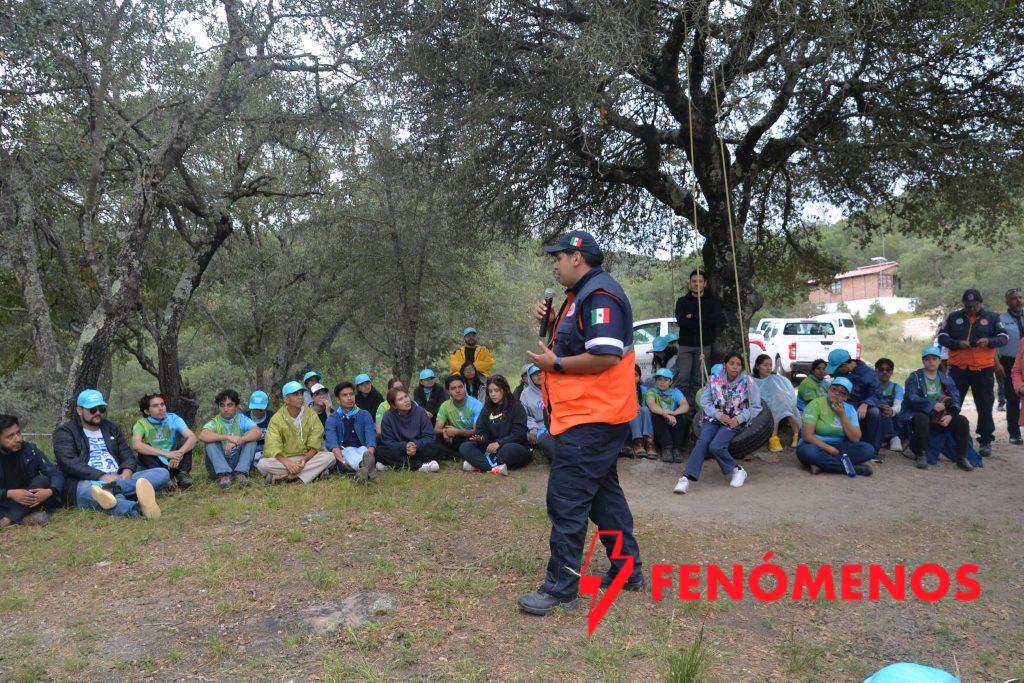 Campamento reúne talento juvenil y reforesta 750 árboles en Sierra de Lobos