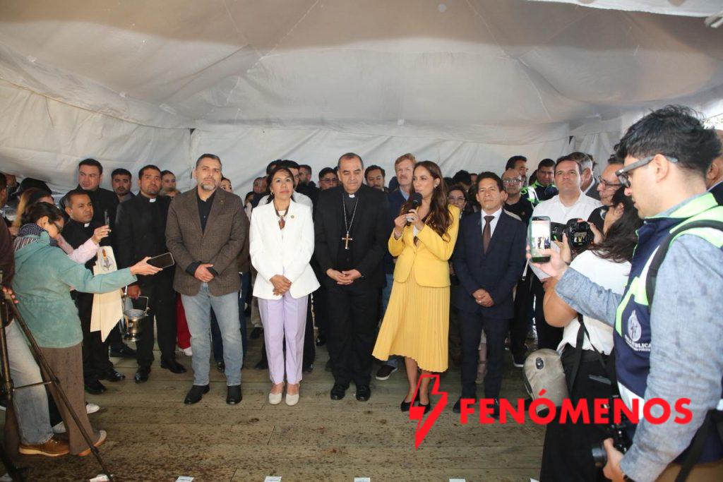 Entrega Gobierno de la Gente nuevo arco y explanada en la subida al Cerro del Cubilete.