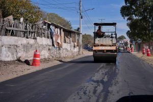 Imagen de Atiende Municipio de Querétaro 110 mil 918 metros cuadrados de vialidades mediante trabajos de bacheo durante la administración 19