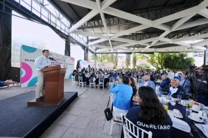 Imagen de Reconocen Felifer Macías y Mauricio Kuri a atletas y entrenadores medallistas de la Olimpiada Nacional CONADE 2026 2